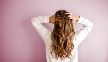 Capillan vlasový aktivátor [recenze]: Obnoví růst vlasů?