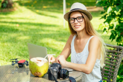 Revolut: Proč s ním ušetříte nejen v zahraničí?